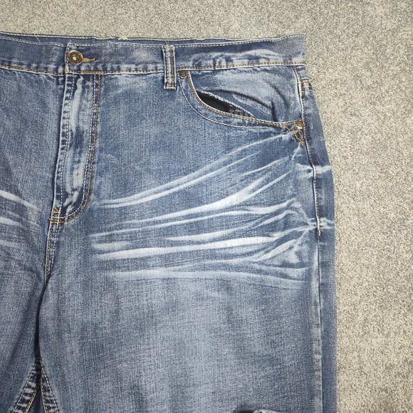 Axe & Crown Jeans Mens Size 48x32 Light Wash Denim Blue Relaxed Fit Distressed - Picture 7 of 16